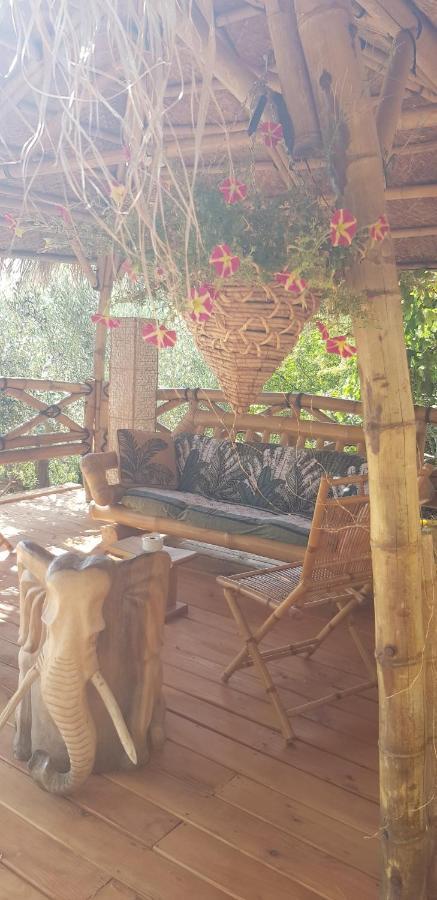 Bed and Breakfast La Lyalis Еґін Екстер'єр фото