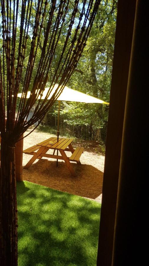 Bed and Breakfast La Lyalis Еґін Екстер'єр фото