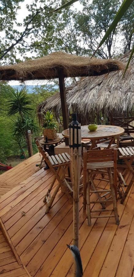 Bed and Breakfast La Lyalis Еґін Екстер'єр фото